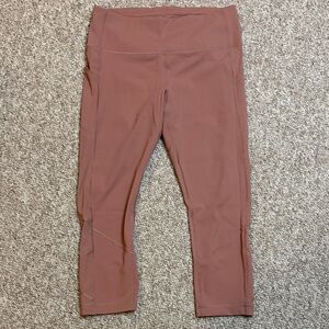 Lululemon Dusty Rose Active Capri Leggings